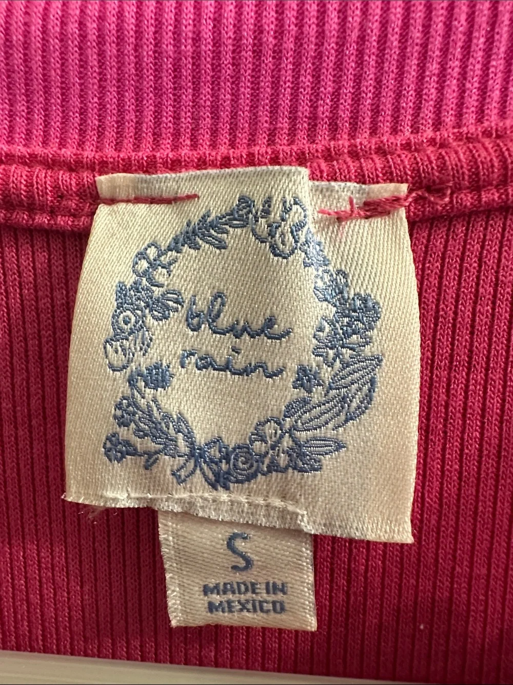 Blue Rain Hot Pink Ribbed Short Sleeve Bodysuit size SMALL 💕